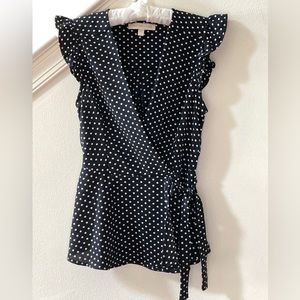 Monteau Los Angeles Surplice Neckline Faux Wrap Top Size Small (Junior’s)